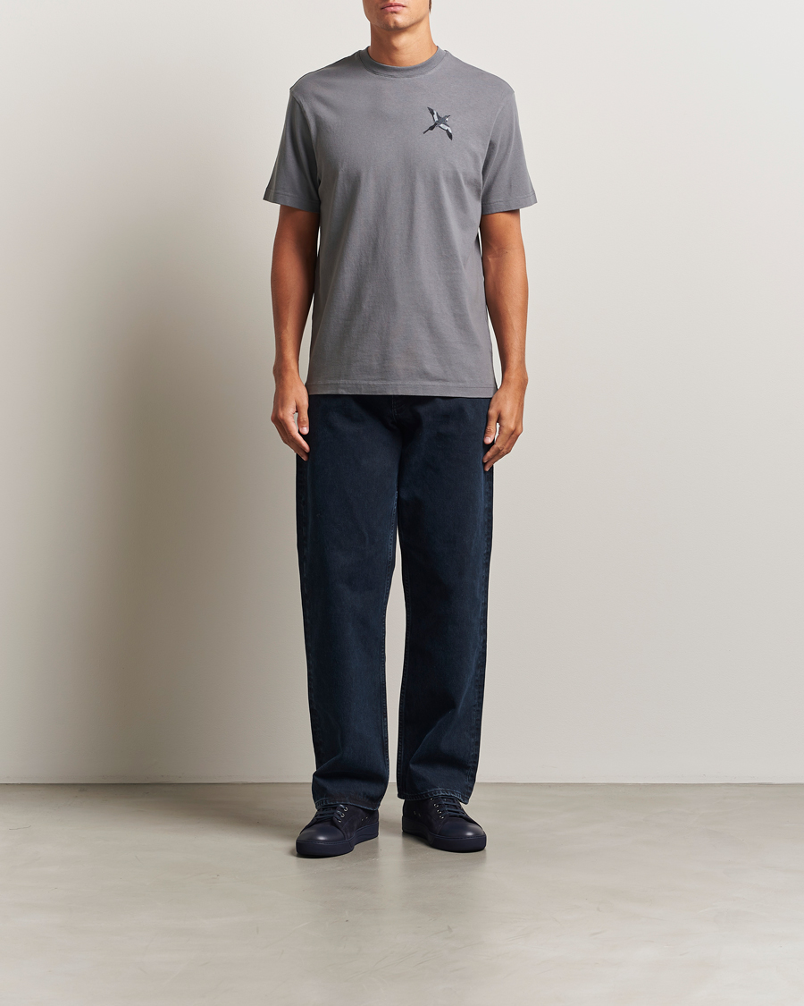 Men | T-Shirts | Axel Arigato | Micro Bee Bird T-Shirt Steel Grey