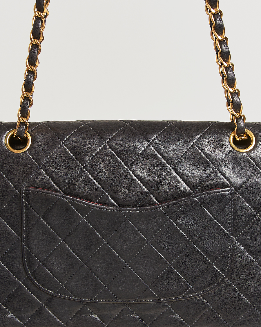 Men | Gifts for Her | Chanel Pre-Owned | Classic Double Flap Medium Lambskin Black
