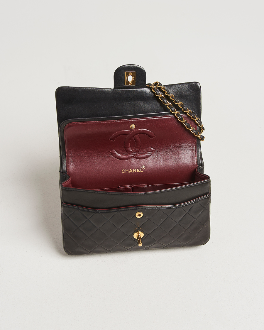 Men | Gifts for Her | Chanel Pre-Owned | Classic Double Flap Medium Lambskin Black