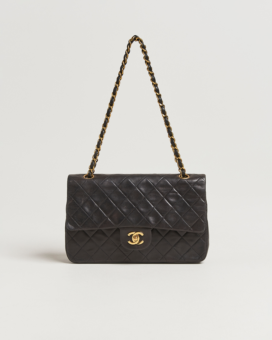 Men | Gifts for Her | Chanel Pre-Owned | Classic Double Flap Medium Lambskin Black