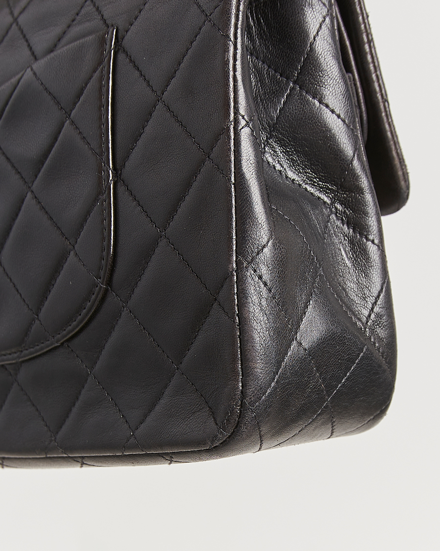 Men | Gifts for Her | Chanel Pre-Owned | Classic Double Flap Medium Lambskin Black