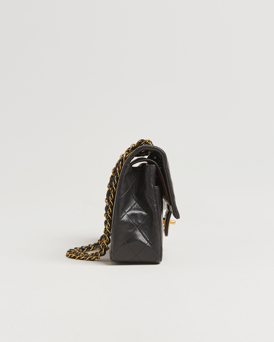 Men | Gifts for Her | Chanel Pre-Owned | Classic Double Flap Medium Lambskin Black