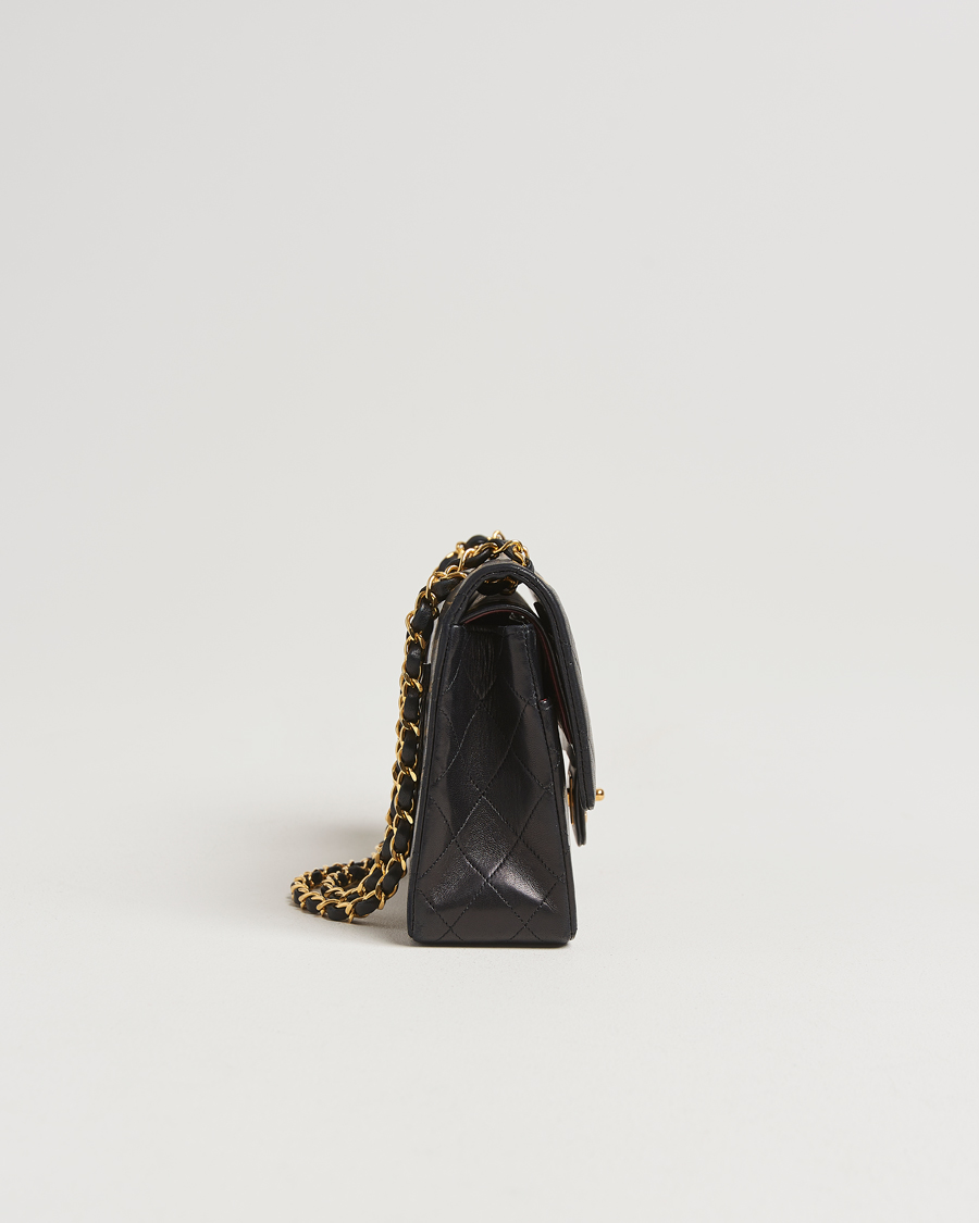 Men | Gifts for Her | Chanel Pre-Owned | Classic Double Flap Medium Lambskin Black