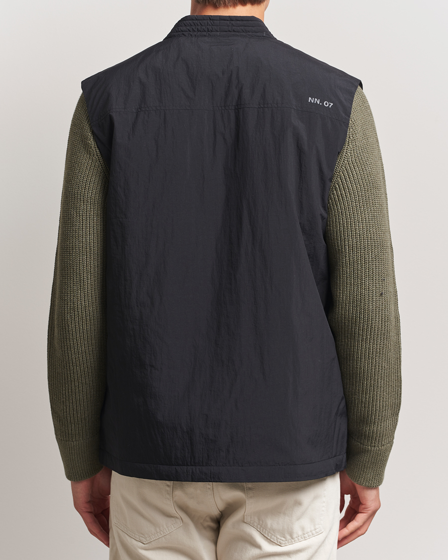 Men | Gilets | NN07 | Yuki Padded Vest Black