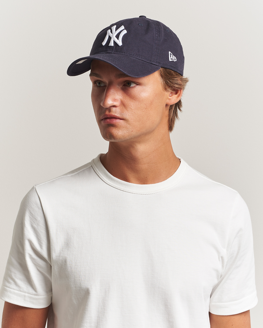 Men | Hats & Caps | New Era | 9Twenty Washed Cotton Cap Navy New York Yankees