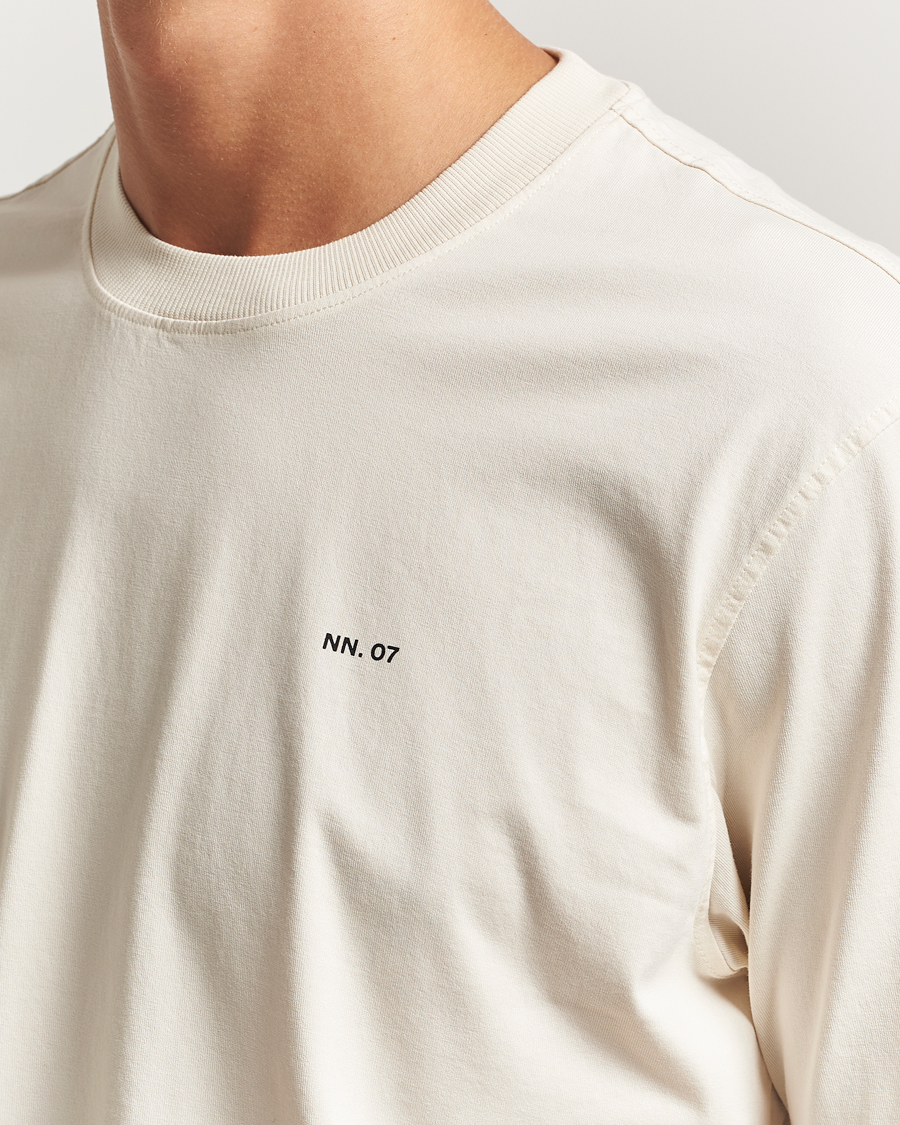 Men | T-Shirts | NN07 | Abel Logo Crew Neck T-Shirt Ivory