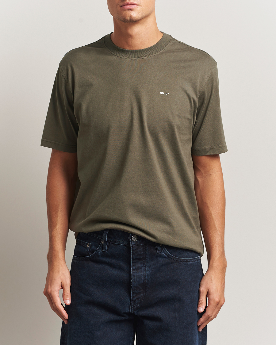 Men | T-Shirts | NN07 | Abel Logo Crew Neck T-Shirt Capers Green