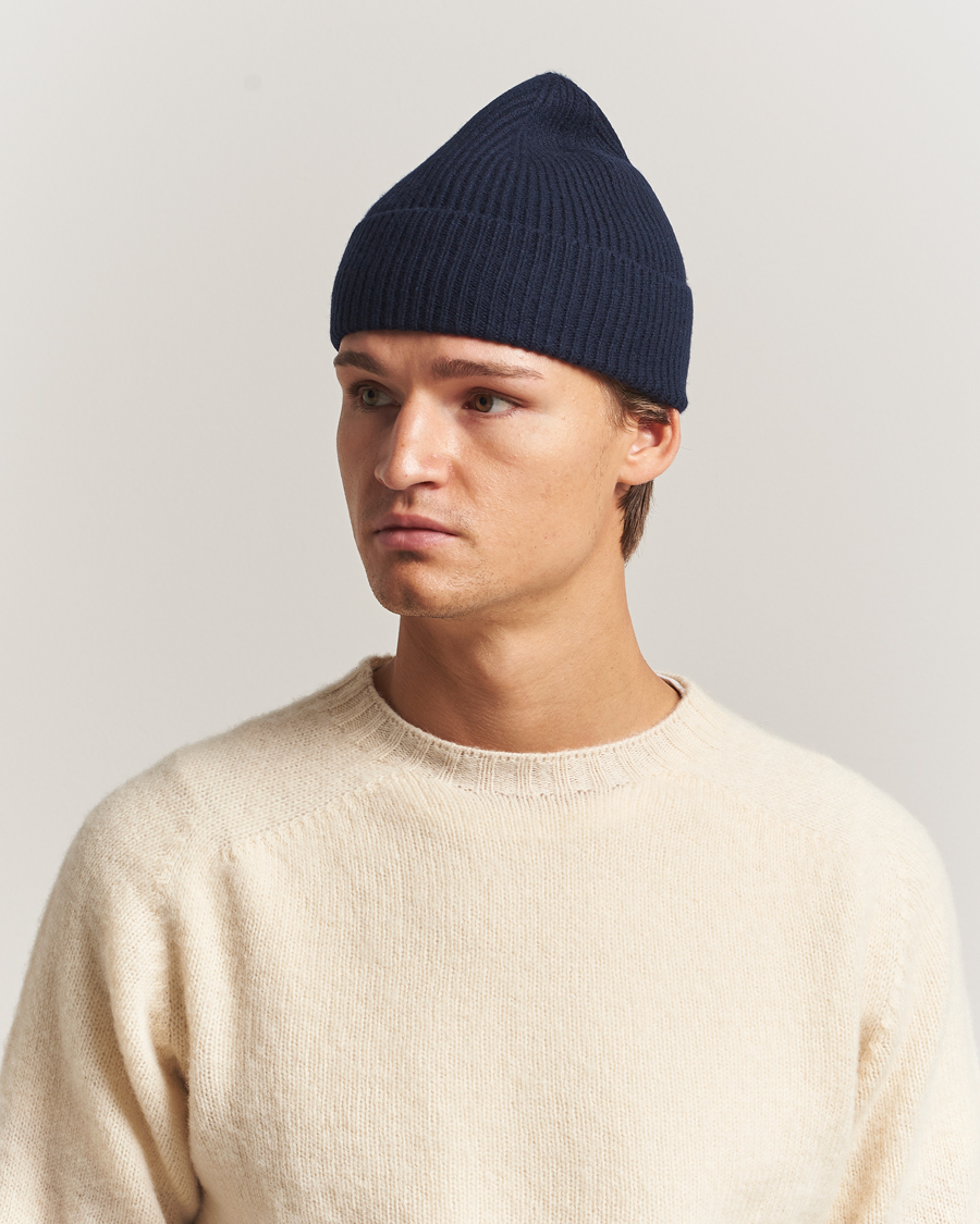 Men | Beanies | Amanda Christensen | Rib Knitted Merino Wool Cap Navy