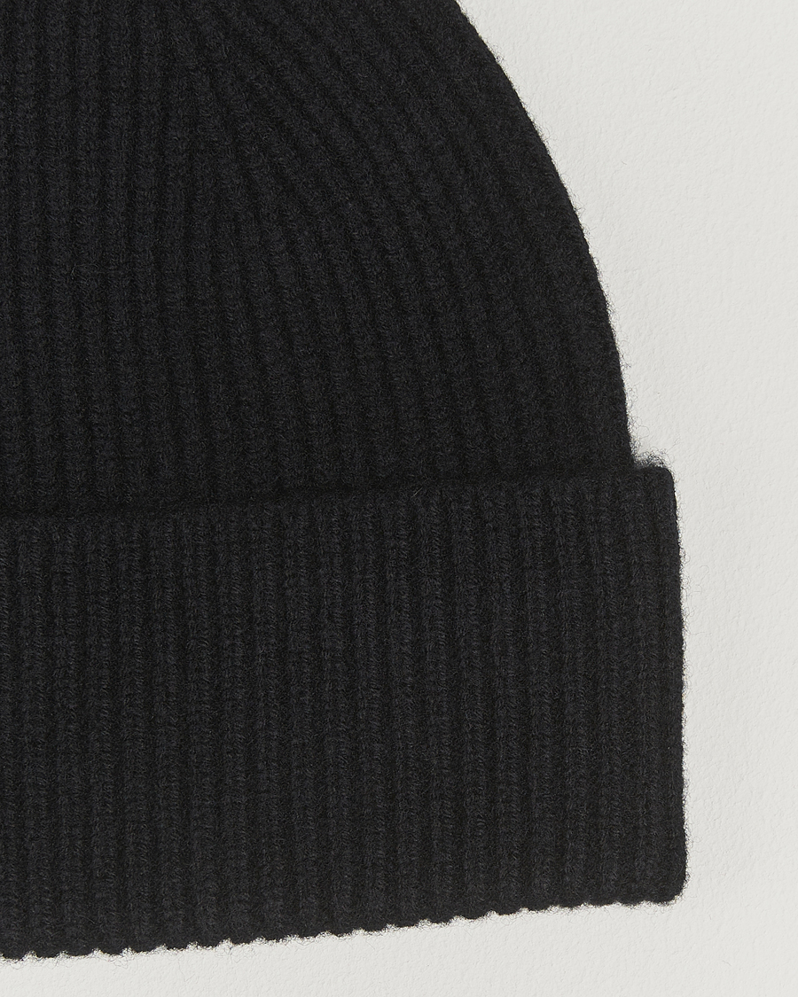 Men | Beanies | Amanda Christensen | Rib Knitted Merino Wool Cap Black