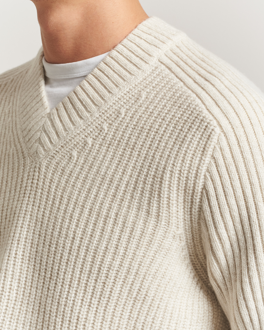 Men | Sweaters & Knitwear | BOSS ORANGE | Karinet Ribbed Wool Knitted V-Neck Light Beige