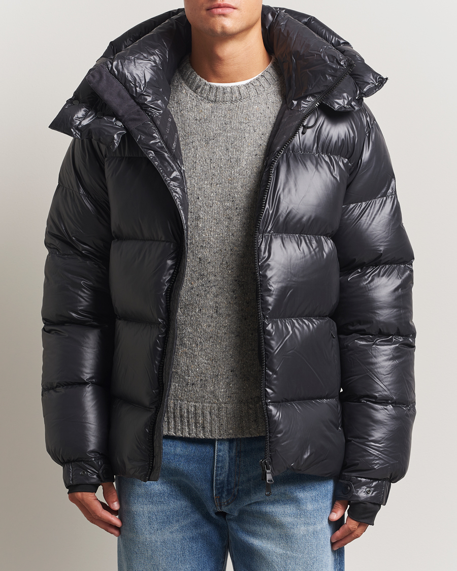 Men | Coats & Jackets | J.Lindeberg | Creek Down Hooded Jacket Black