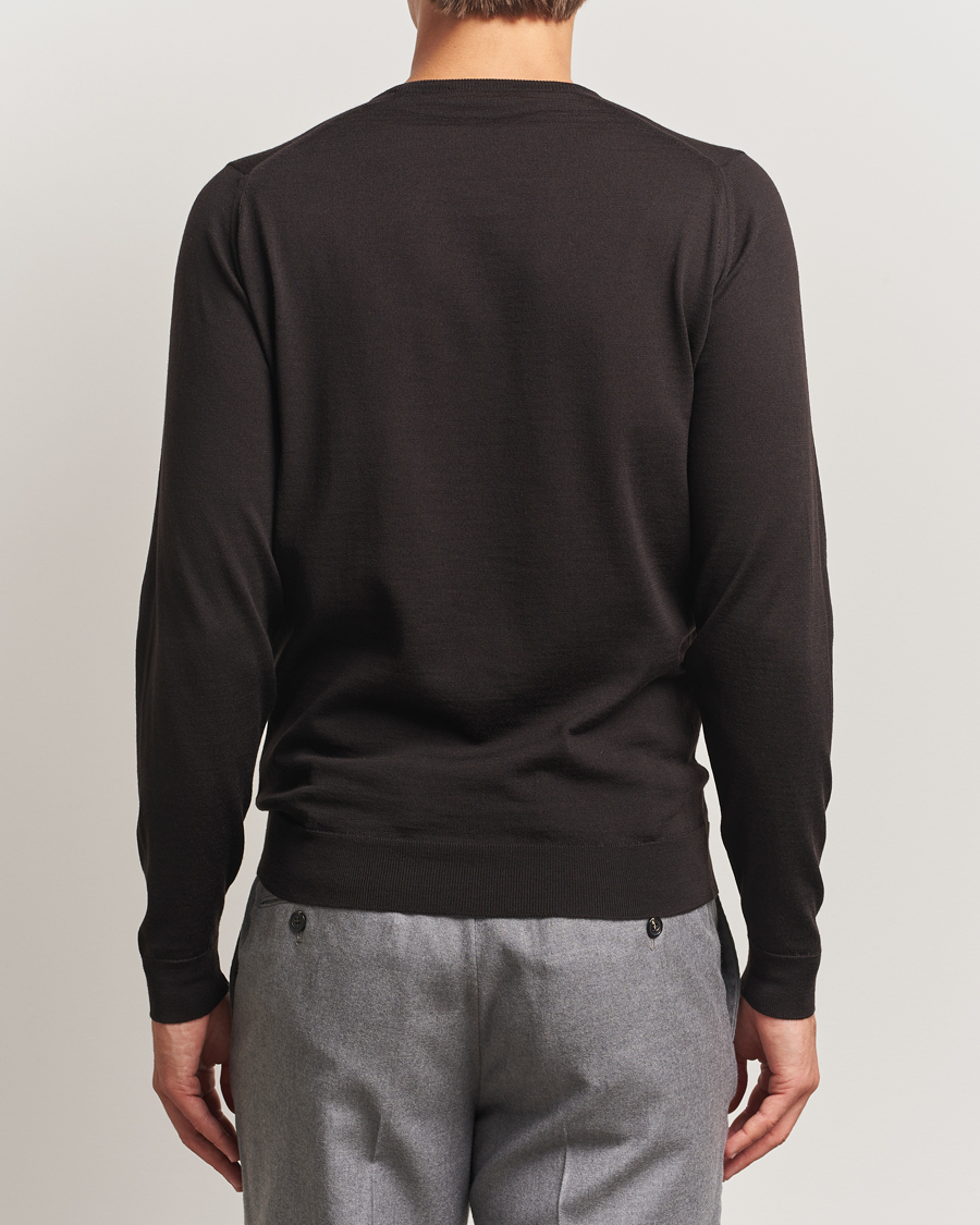 Men | Sweaters & Knitwear | John Smedley | Lundy Extra Fine Merino Crew Neck Faulkner Brown