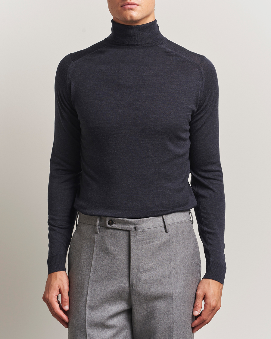 Men | Sweaters & Knitwear | John Smedley | Cherwell Extra Fine Merino Rollneck Hepburn Smoke