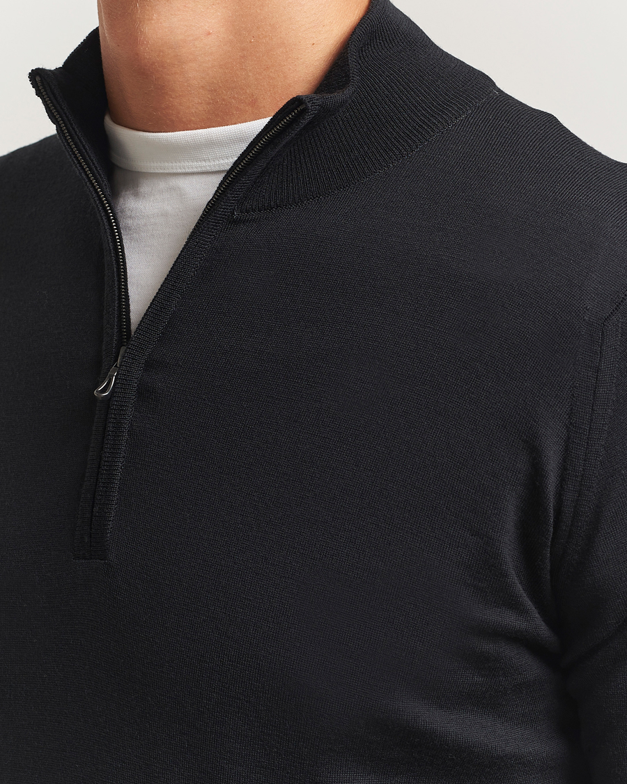 Men | Sweaters & Knitwear | John Smedley | Barrow Extra Fine Merino Half Zip Black