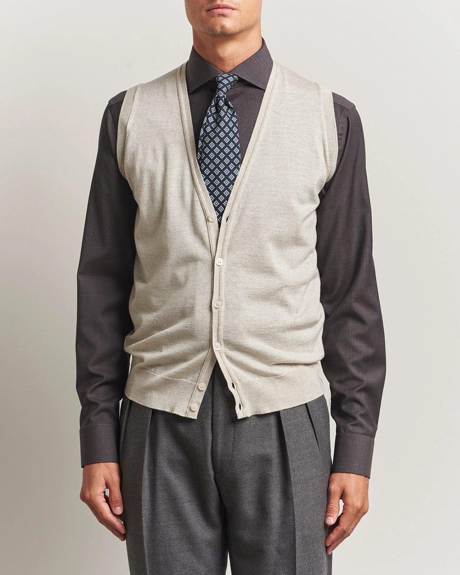Men | Sweaters & Knitwear | John Smedley | Huntswood Slim Fit Waistcoat Grey Fleece