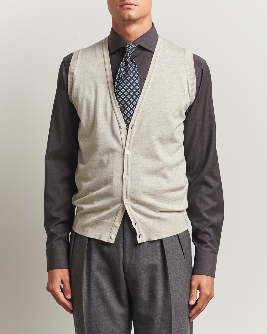 Men | Sweaters & Knitwear | John Smedley | Huntswood Slim Fit Waistcoat Grey Fleece