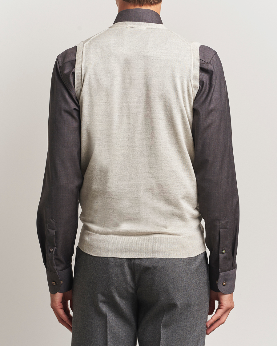 Men | Sweaters & Knitwear | John Smedley | Huntswood Slim Fit Waistcoat Grey Fleece