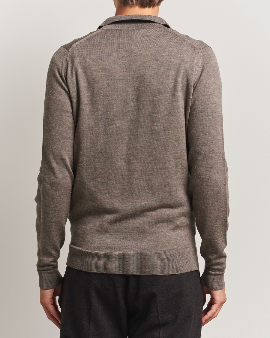 Men | Sweaters & Knitwear | John Smedley | Alston Extra Fine Merino Full Zip Mushroom Brown
