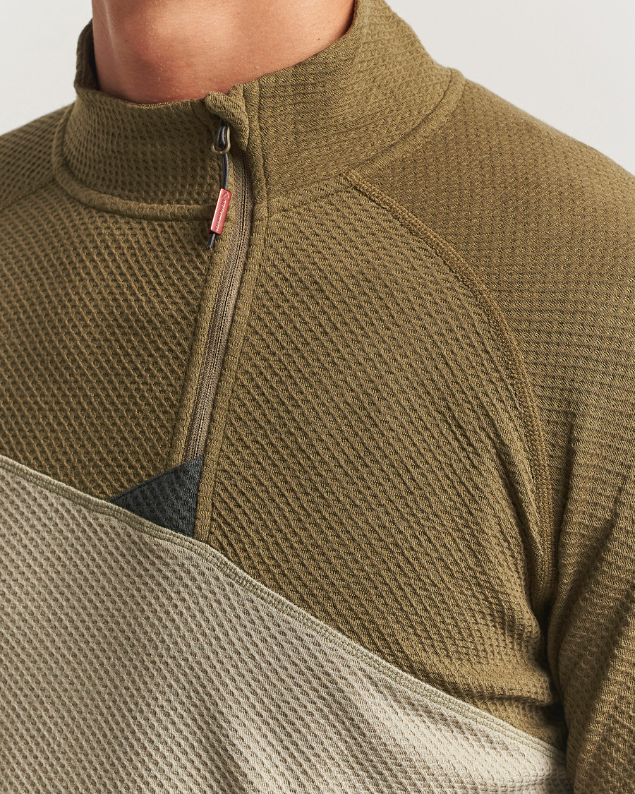Men | Sweaters & Knitwear | Klättermusen | Huge Half Zip Sweater Silver Green Olive