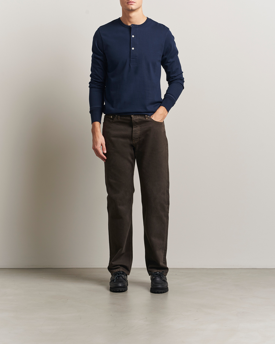 Men | Sweaters & Knitwear | Merz b. Schwanen | Classic Fit Sturdy Organic Cotton Henley Ink Blue