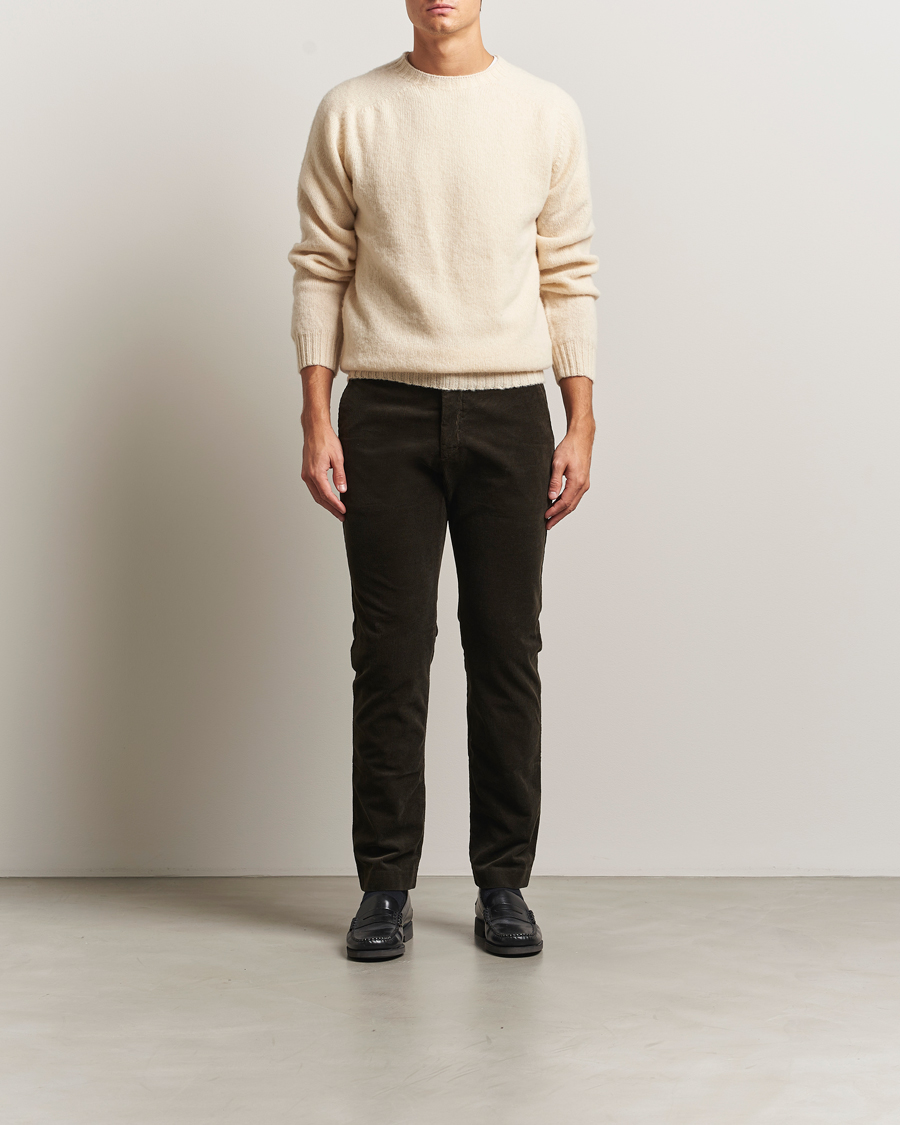 Men | Trousers | NN07 | Theo Regular Fit Corduroy Chinos Dark Army