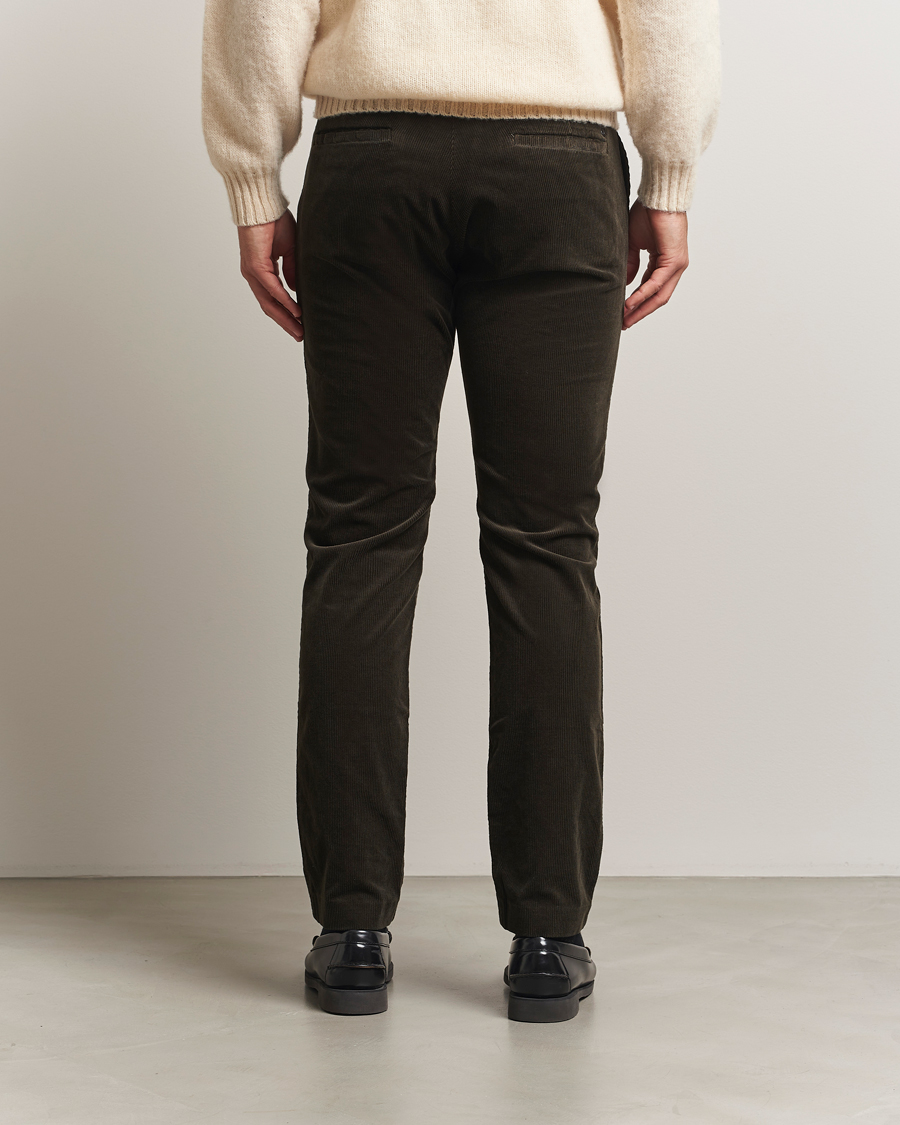 Men | Trousers | NN07 | Theo Regular Fit Corduroy Chinos Dark Army