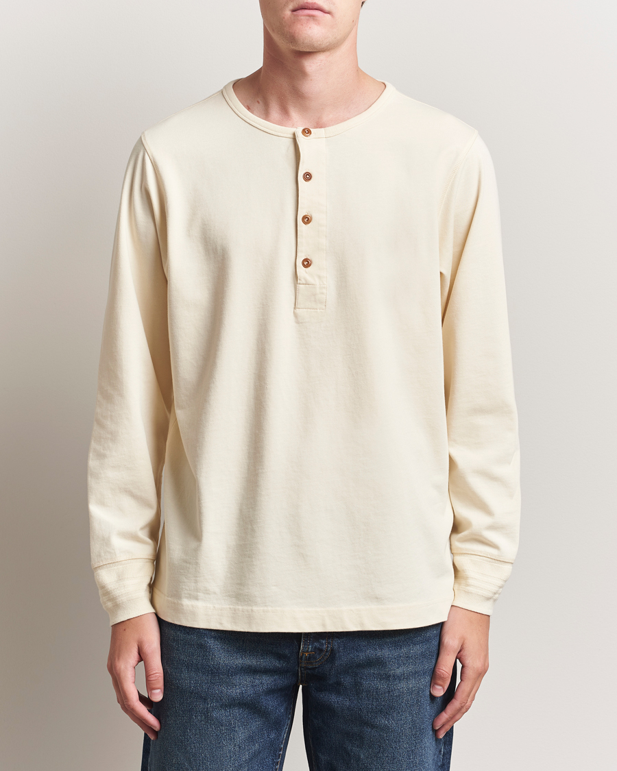 Men | Sweaters & Knitwear | Nudie Jeans | Long Sleeved Henley Ecru
