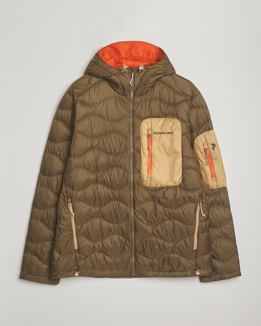 Men | Coats & Jackets | Peak Performance | Helium Utility Down Hooded Jacket Meadow Moss/Sierra Sand