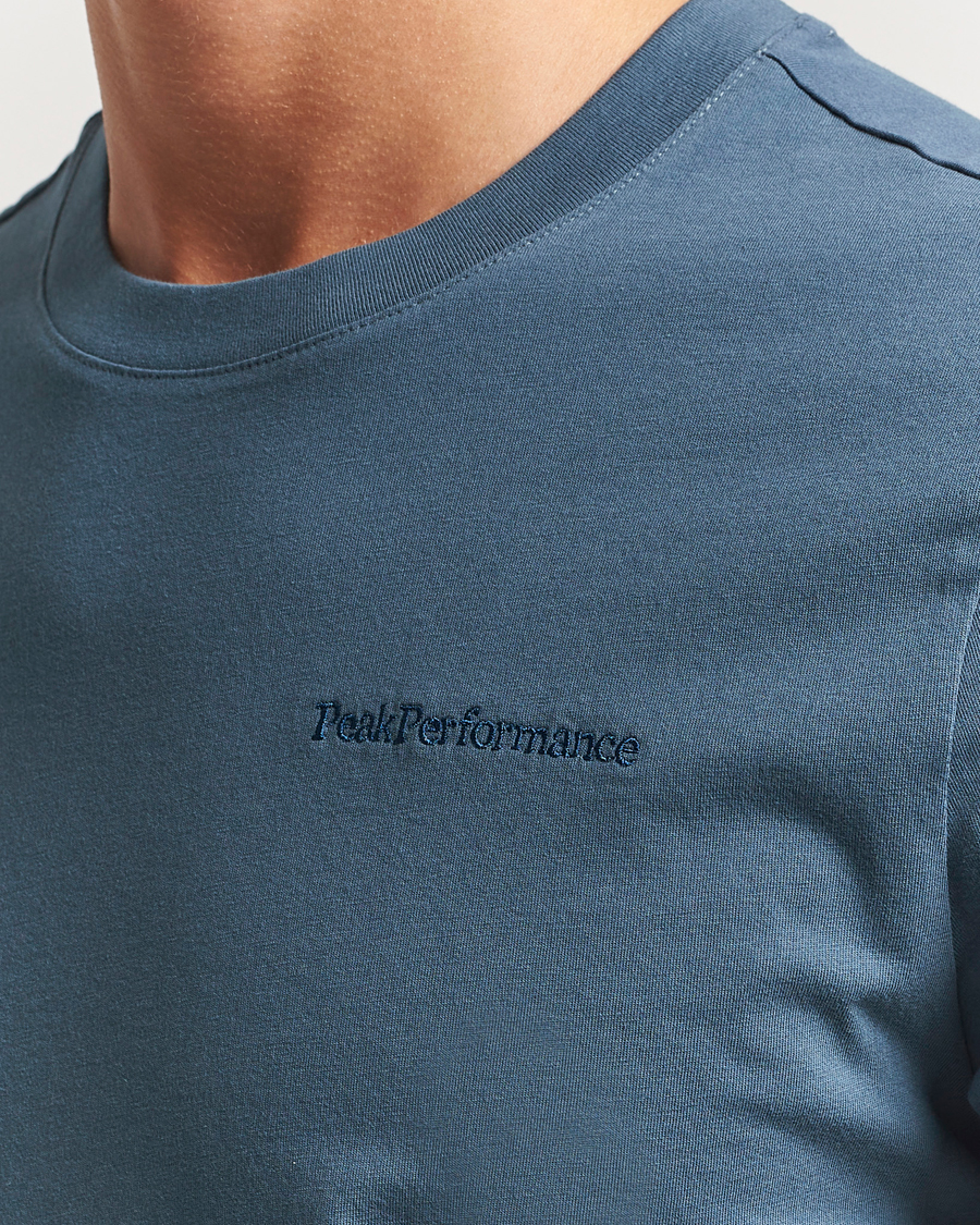 Men | T-Shirts | Peak Performance | Original Crew Neck T-Shirt Mountain Lake