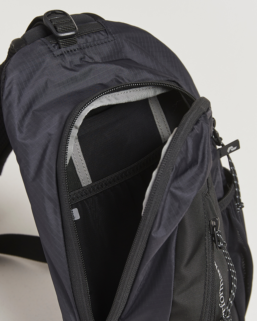 Men | Bags | Peak Performance | Outdoor Slingbag Black