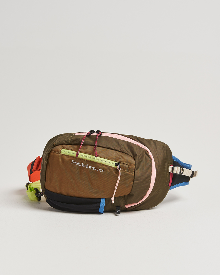 Men | Bags | Peak Performance | Outdoor Slingbag Meadow Moss