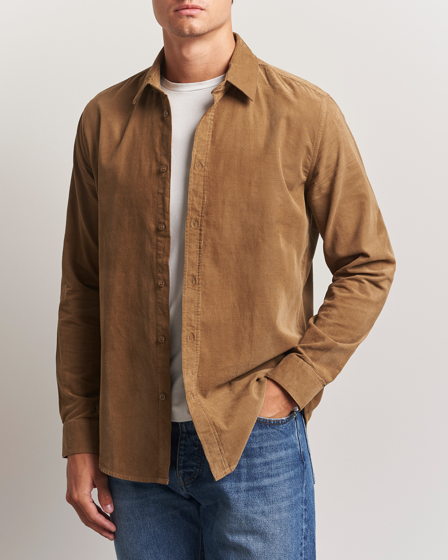 Men | Shirts | Samsøe Samsøe | Liam Baby Cord Shirt Otter Brown