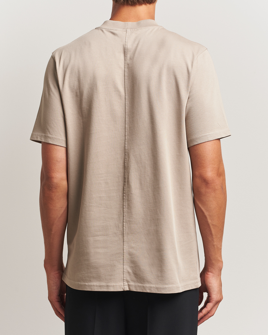 Men | T-Shirts | Samsøe Samsøe | Norsbro Crew Neck T-Shirt Elephant Skin