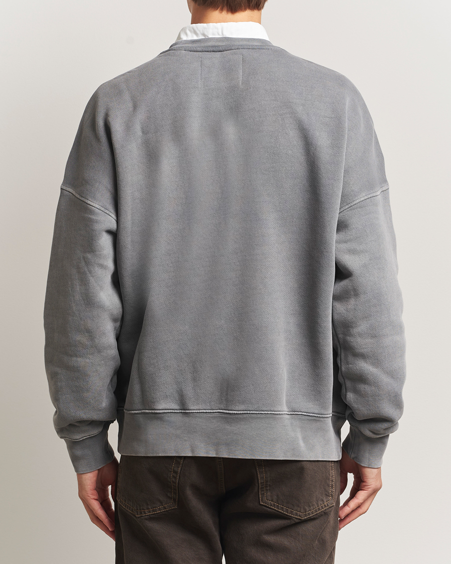 Men | Sweaters & Knitwear | GANT 240 Mulberry Street | Vintage Graphic Crew Neck Sweatshirts Steel Grey
