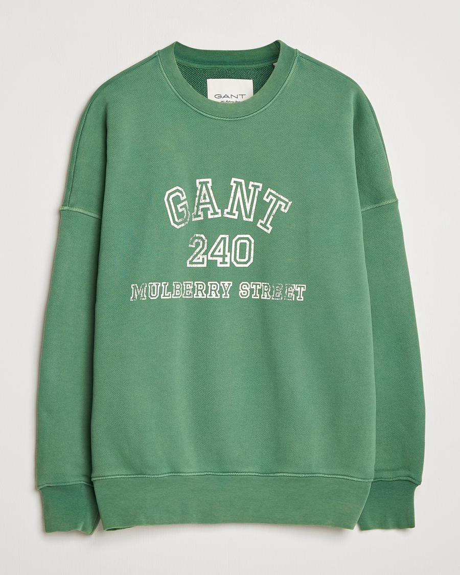 Men | Sweaters & Knitwear | GANT 240 Mulberry Street | Vintage Graphic Crew Neck Sweatshirts Forest Green