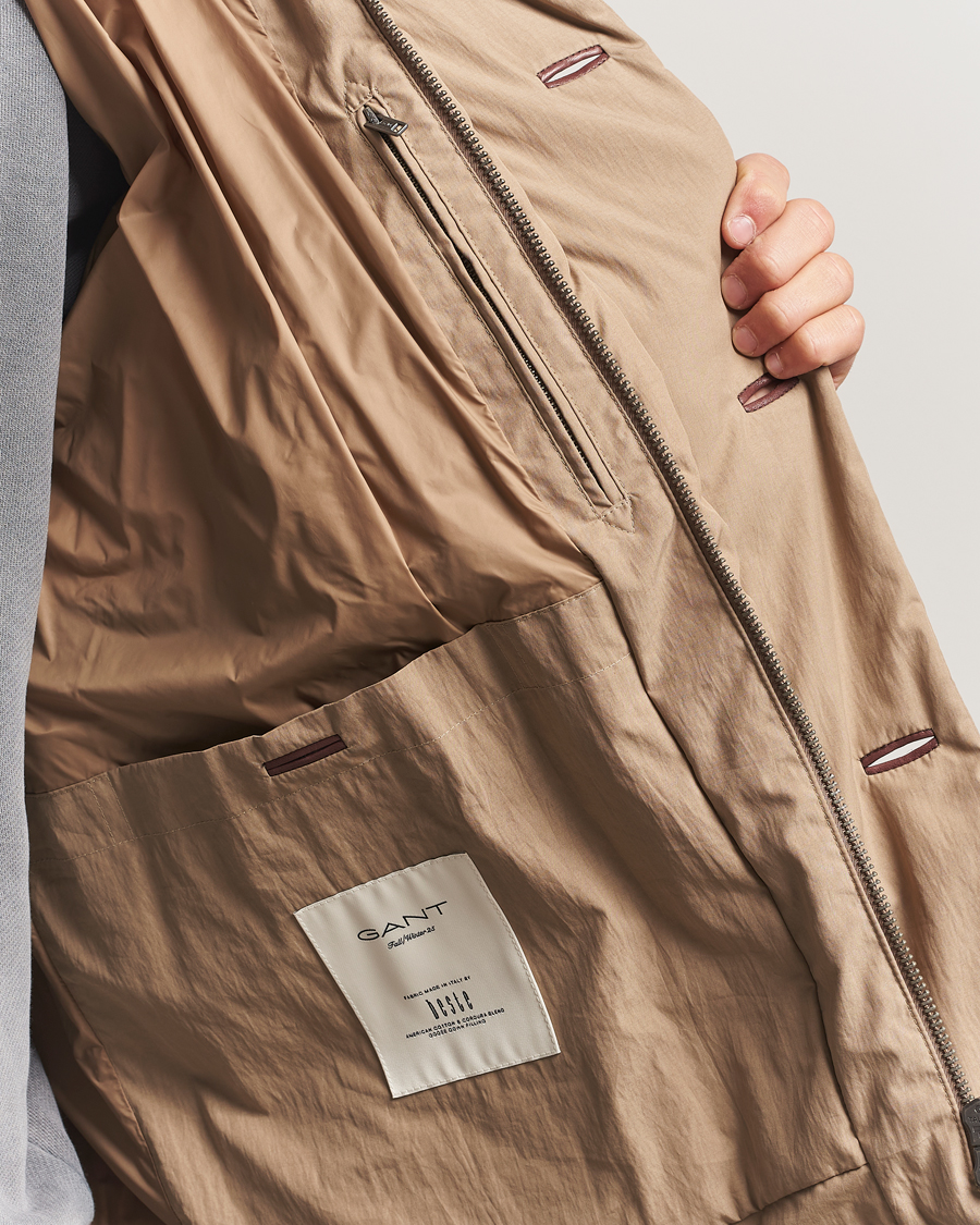 Men | Coats & Jackets | GANT 240 Mulberry Street | Cotton Down Hooded Jacket Carmel Beige