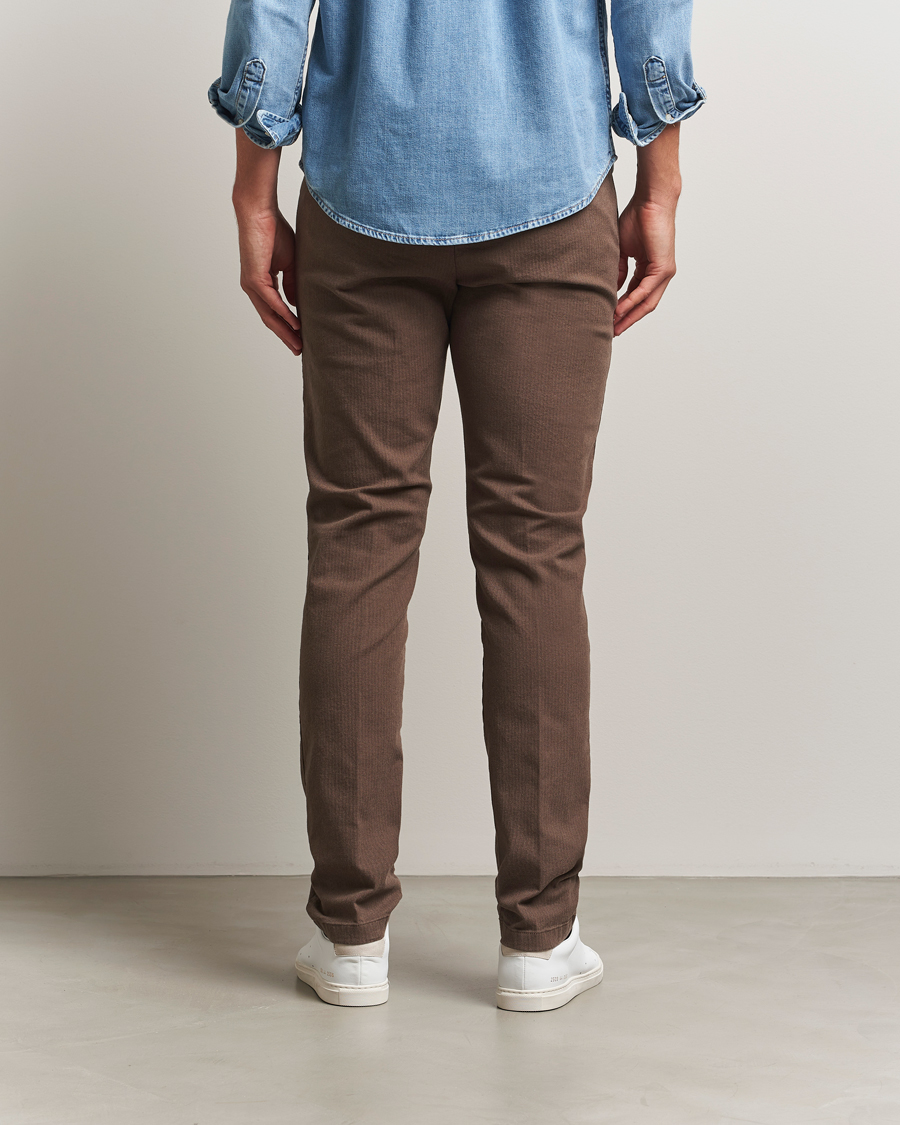 Men | Trousers | Gant | Slim Fit Cotton Herringbone Trousers Rich Brown