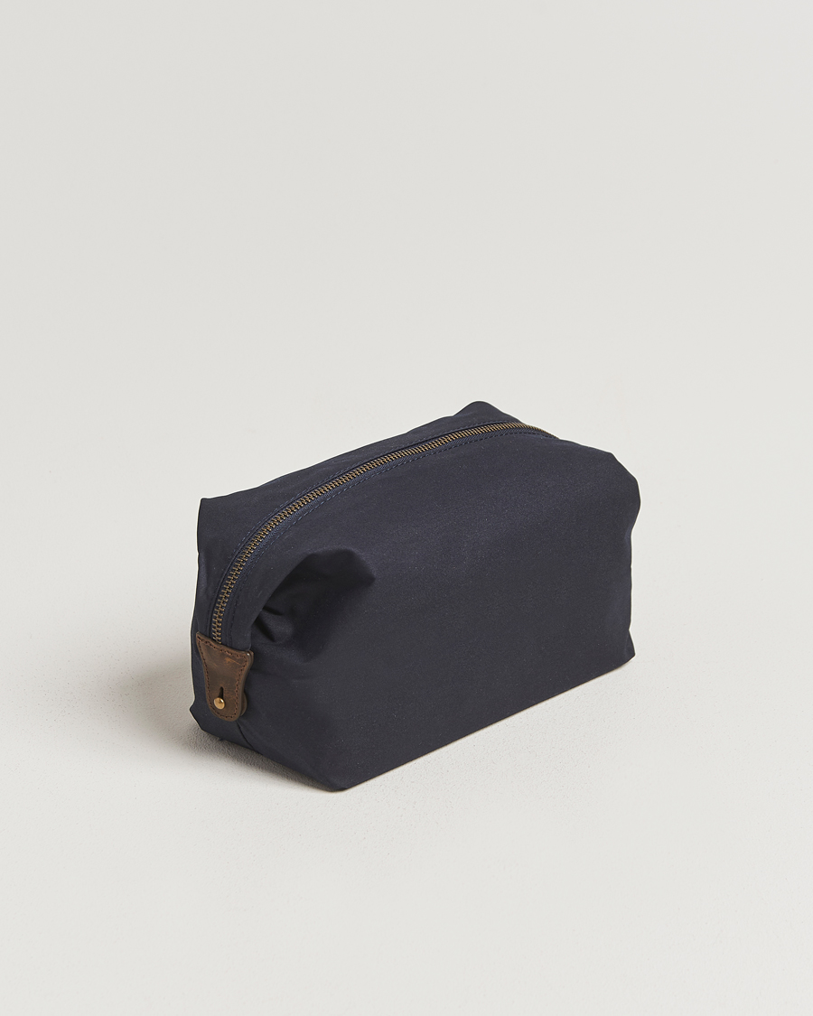 Men | Bags | GANT | Waxed Cotton Washbag Evening Blue
