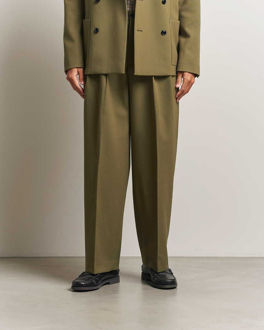 Men | Trousers | NN07 | Justin Double Pleated Suit Trousers Firene Green