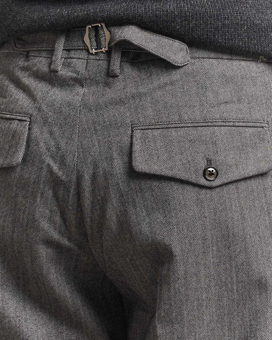 Men | Trousers | NN07 | Justin Double Pleated Herringbone Trousers Grey