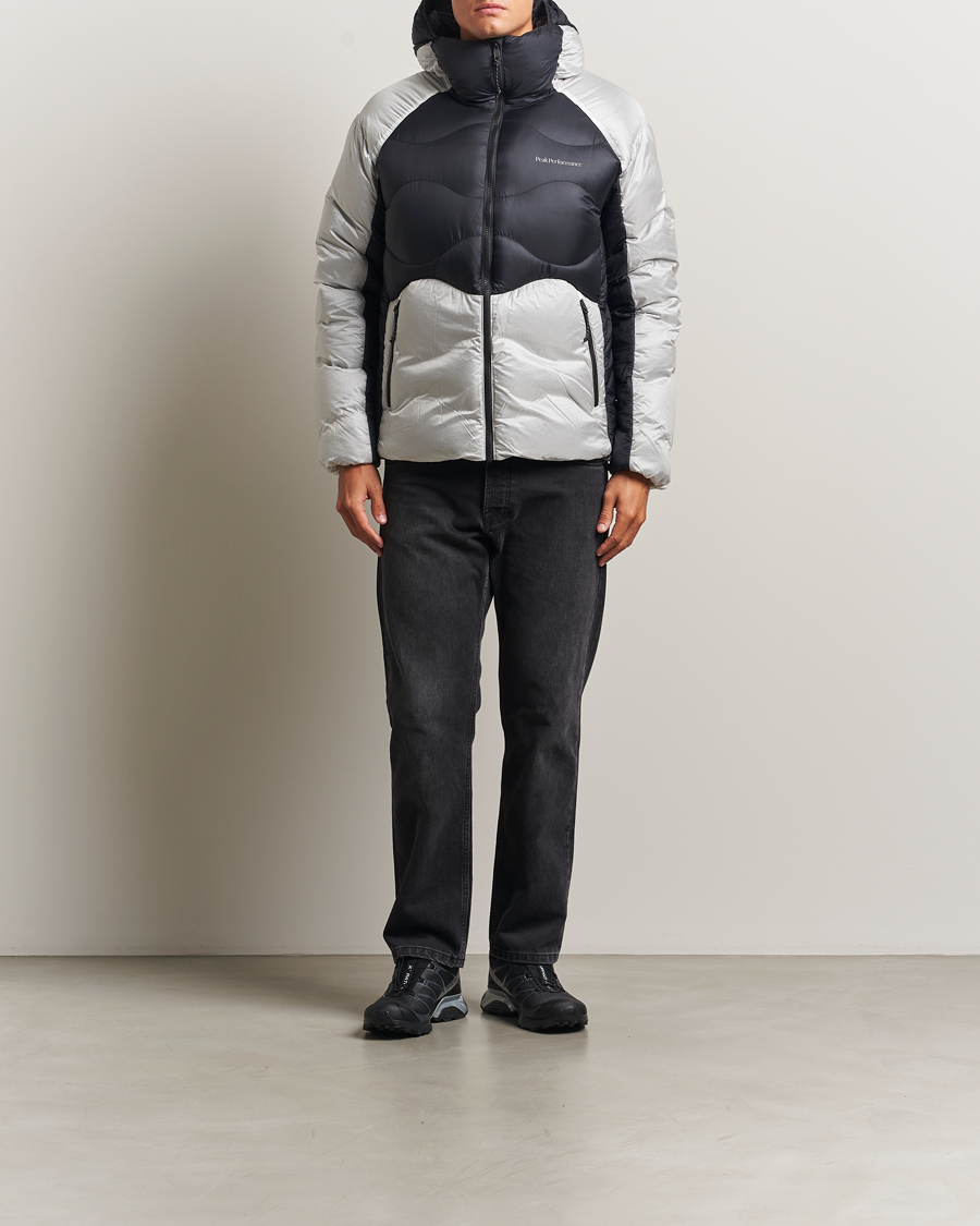 Men | Coats & Jackets | Peak Performance | Helium Diamond Fused Hooded Down Jacket Black/Antarctica