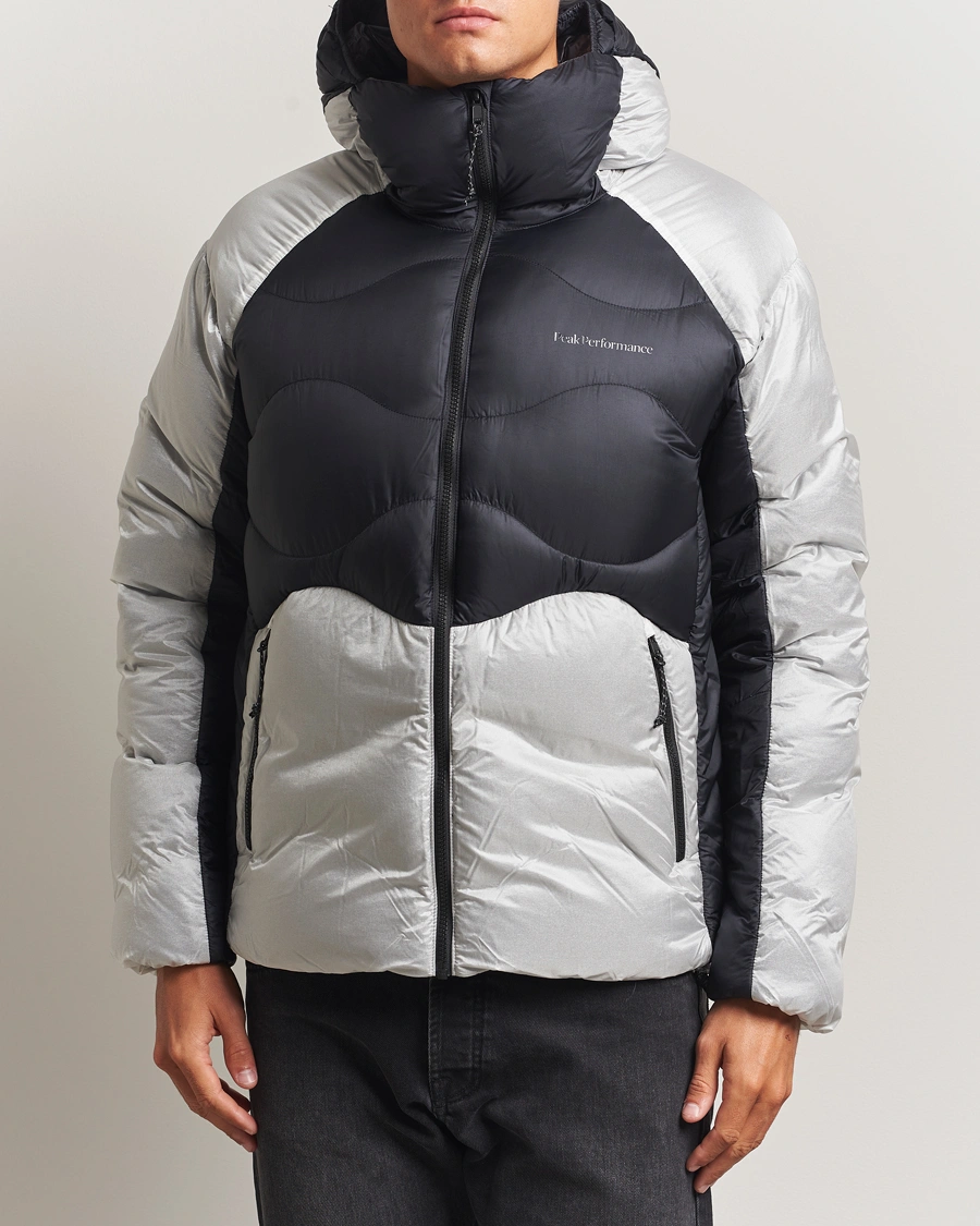 Men | Coats & Jackets | Peak Performance | Helium Diamond Fused Hooded Down Jacket Black/Antarctica
