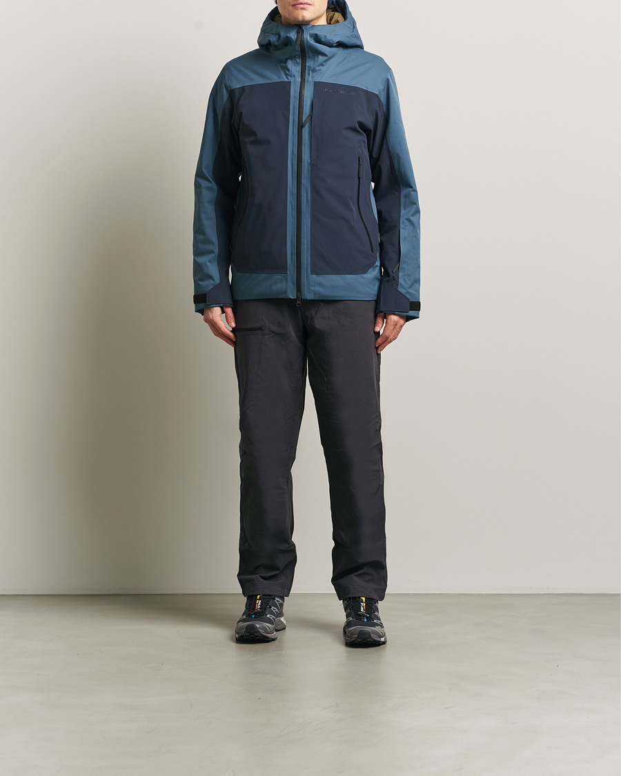 Men | Coats & Jackets | Peak Performance | Whitelight Insulated Jacket Blue Shadow