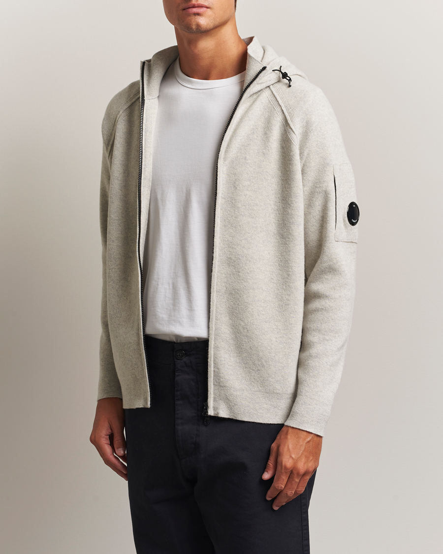 Men | Sweaters & Knitwear | C.P. Company | Knitted Lambswool Zip Hood Light Grey