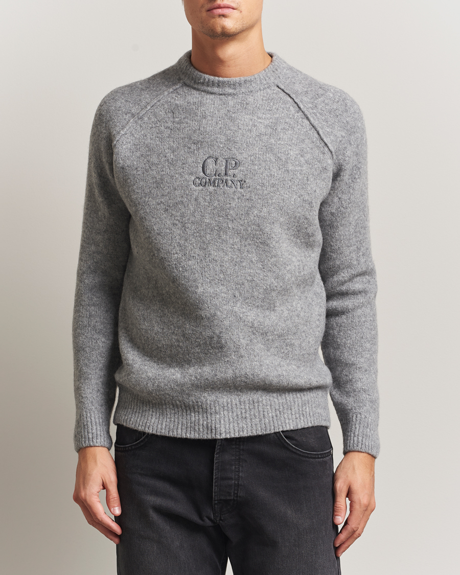 Men | Sweaters & Knitwear | C.P. Company | Extra Fine Merino Logo Crew Neck Grey