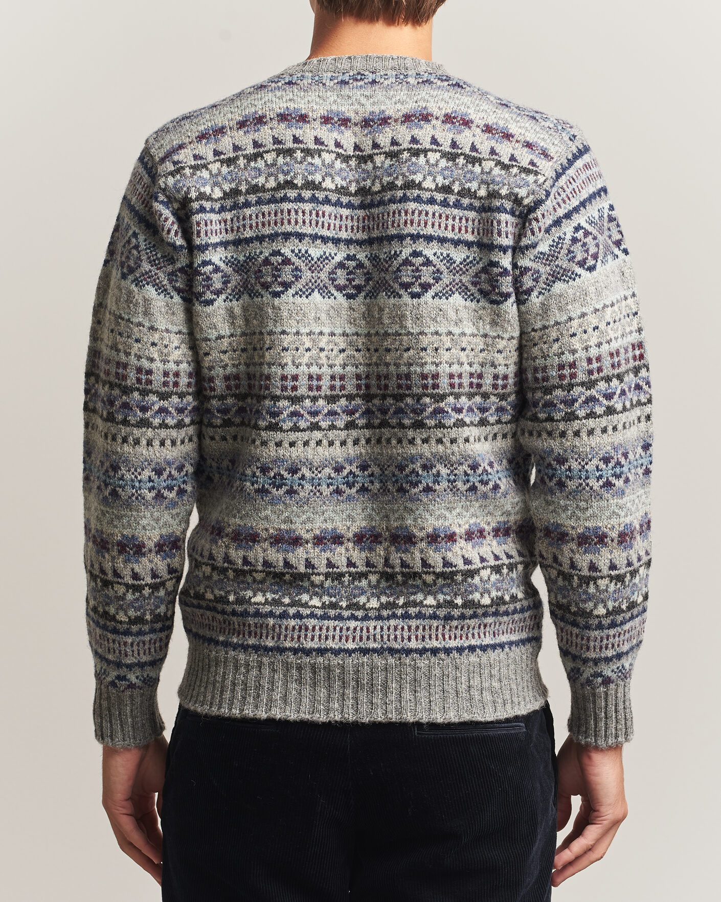 Men | Sweaters & Knitwear | Jamieson's of Shetland | Jamiesons Of Shetland All Over Fair Isle Pullover Crew Neck Light Grey