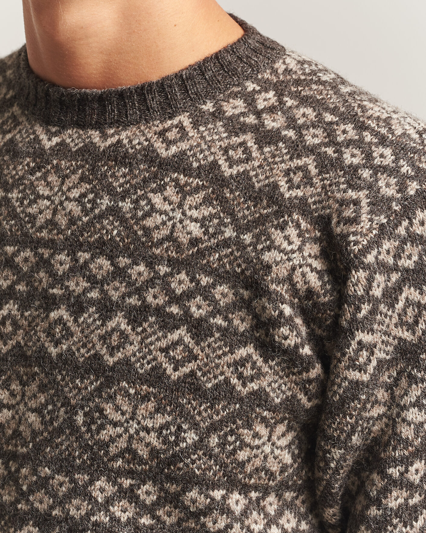 Men | Sweaters & Knitwear | Jamieson's of Shetland | Jamiesons Of Shetland All Over Fair Isle Pullover Crew Neck Grey