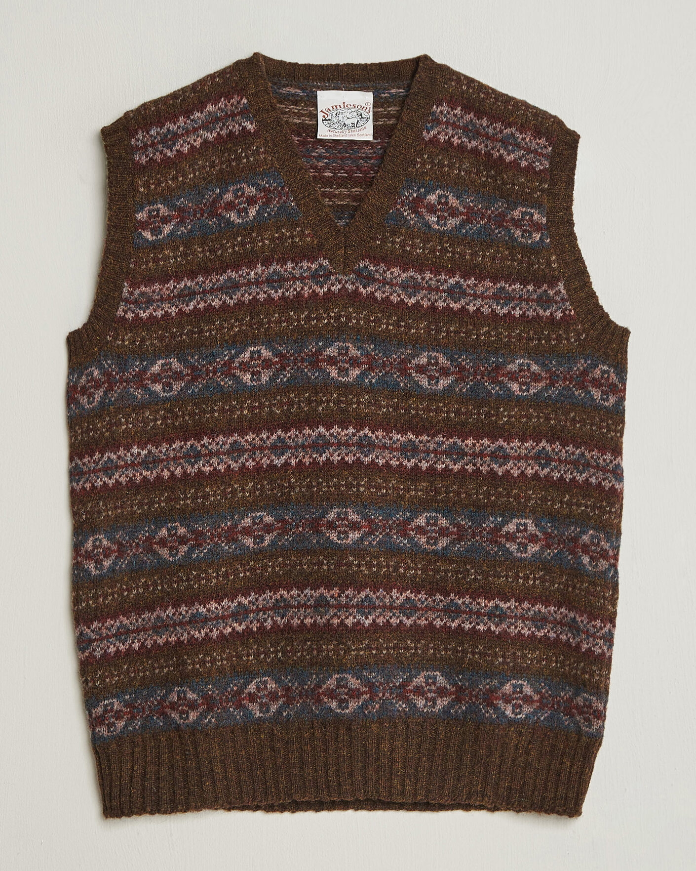 Men | Sweaters & Knitwear | Jamieson's of Shetland | Jamiesons Of Shetland All Over Fair Isle Slipover Moss Green