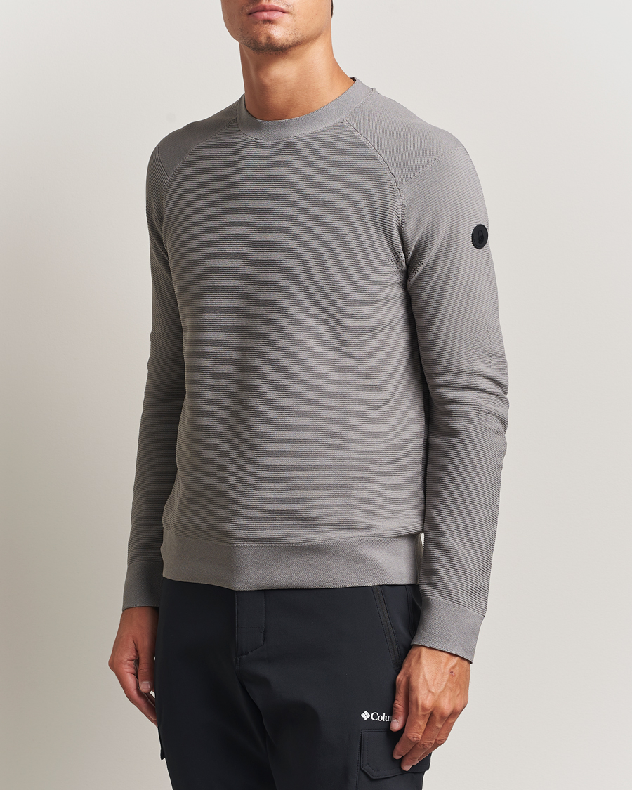 Men | Sweaters & Knitwear | Sail Racing | Element Seamless Crew Neck Frost Grey