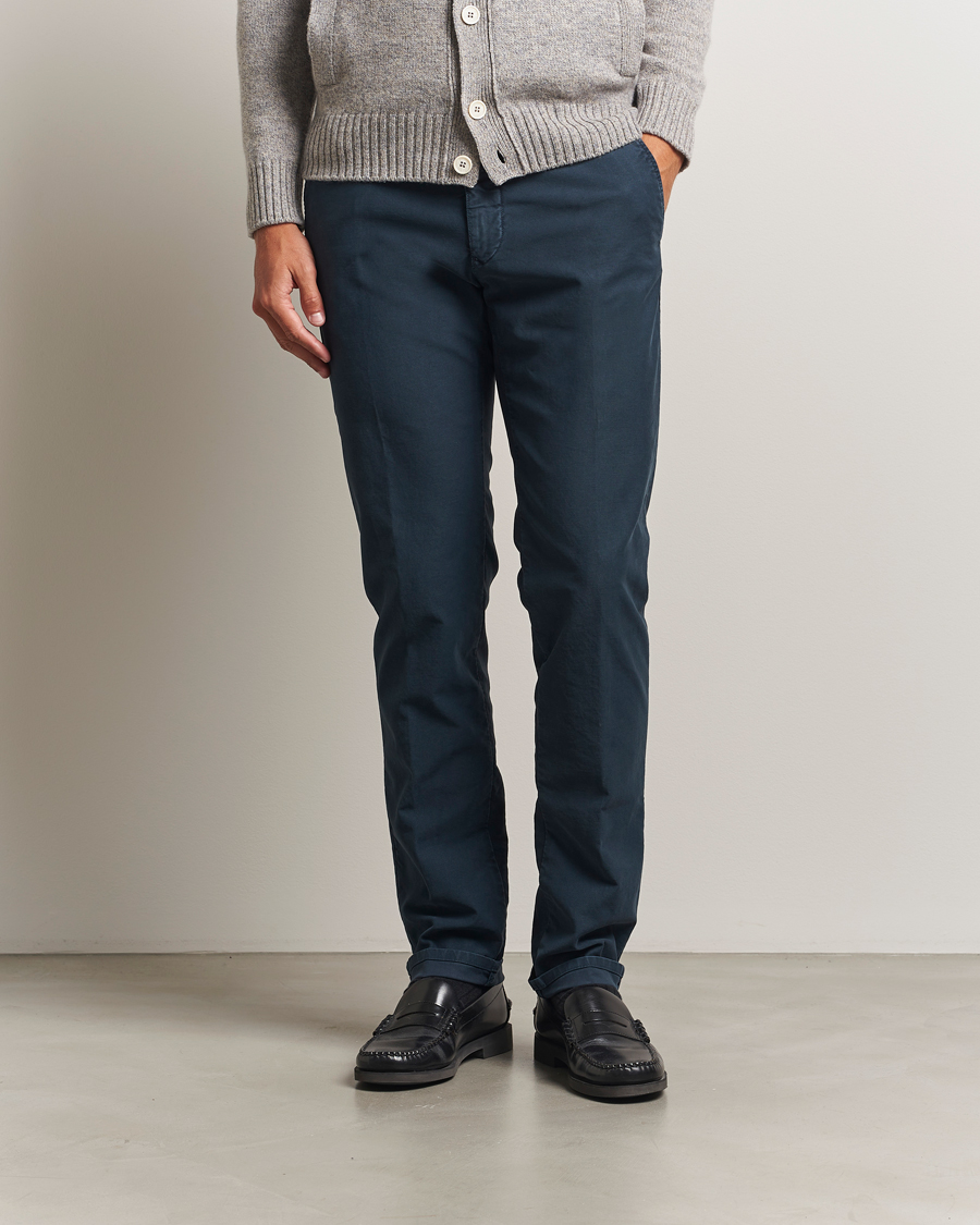 Men | Trousers | Incotex | Slim Fit Garment Dyed Slacks Navy